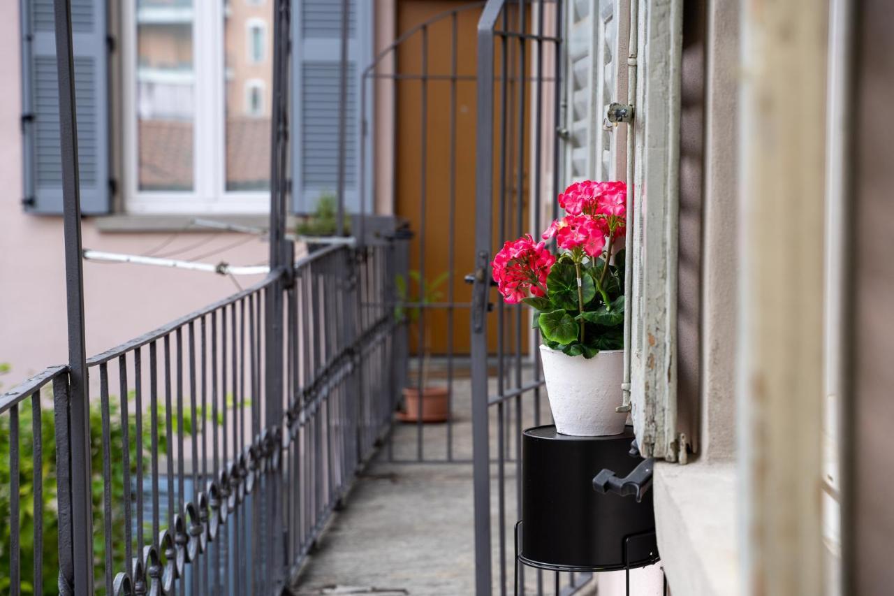 Portatorre Suite, A Charming Apartment In The Heart Of Como, Free Private Parking, Air Conditioning & More! ภายนอก รูปภาพ