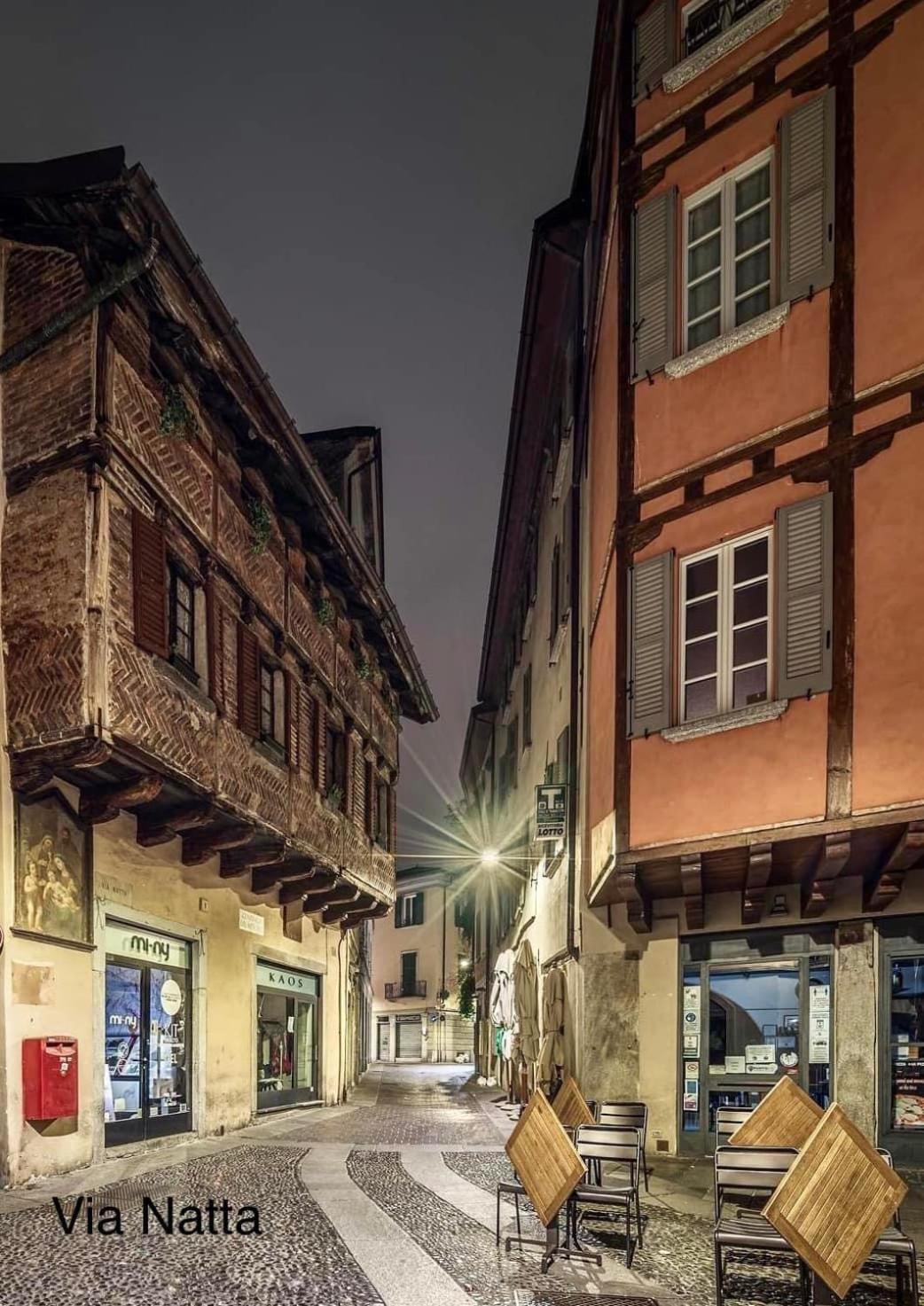 Portatorre Suite, A Charming Apartment In The Heart Of Como, Free Private Parking, Air Conditioning & More! ภายนอก รูปภาพ