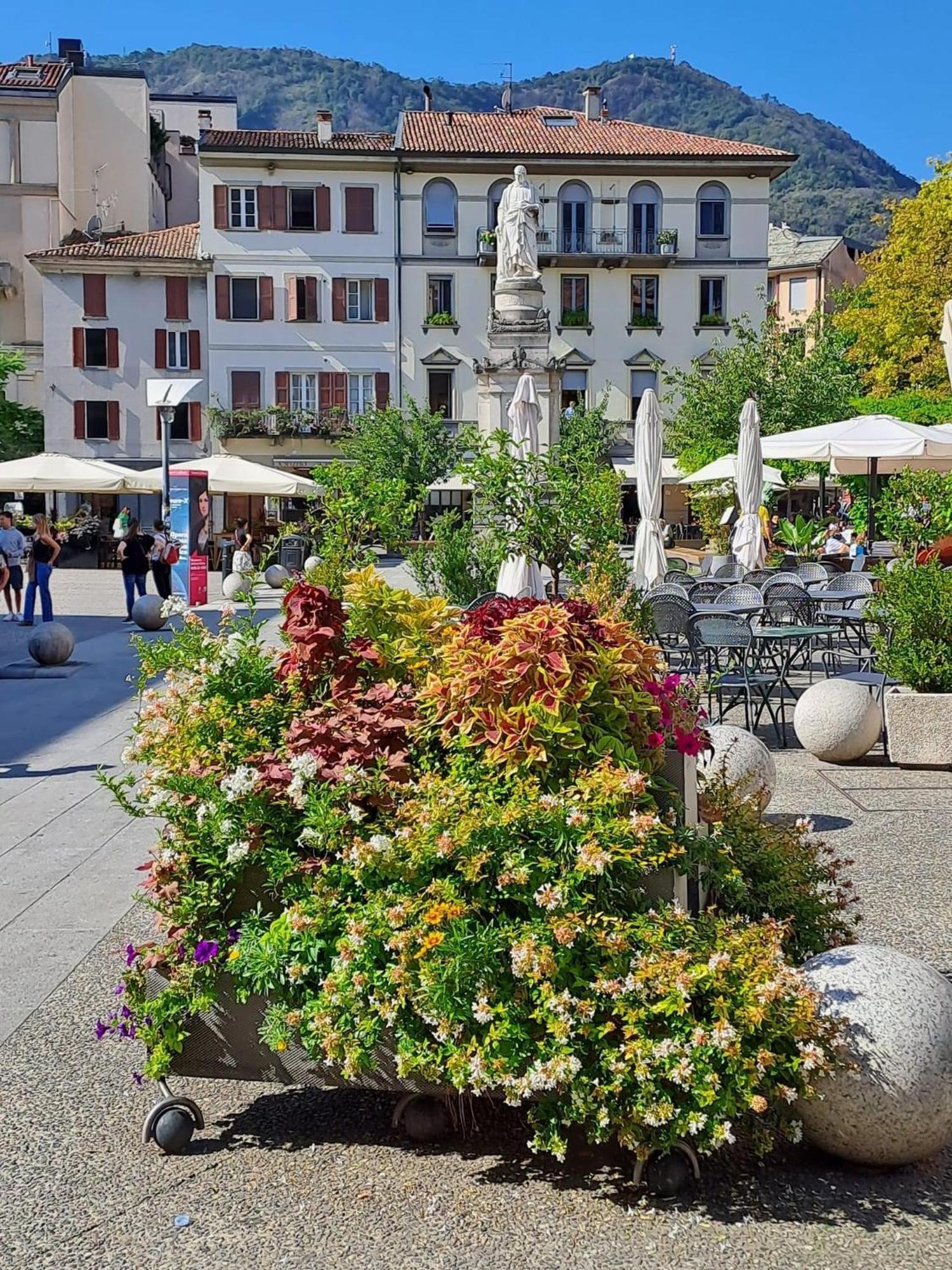 Portatorre Suite, A Charming Apartment In The Heart Of Como, Free Private Parking, Air Conditioning & More! ภายนอก รูปภาพ